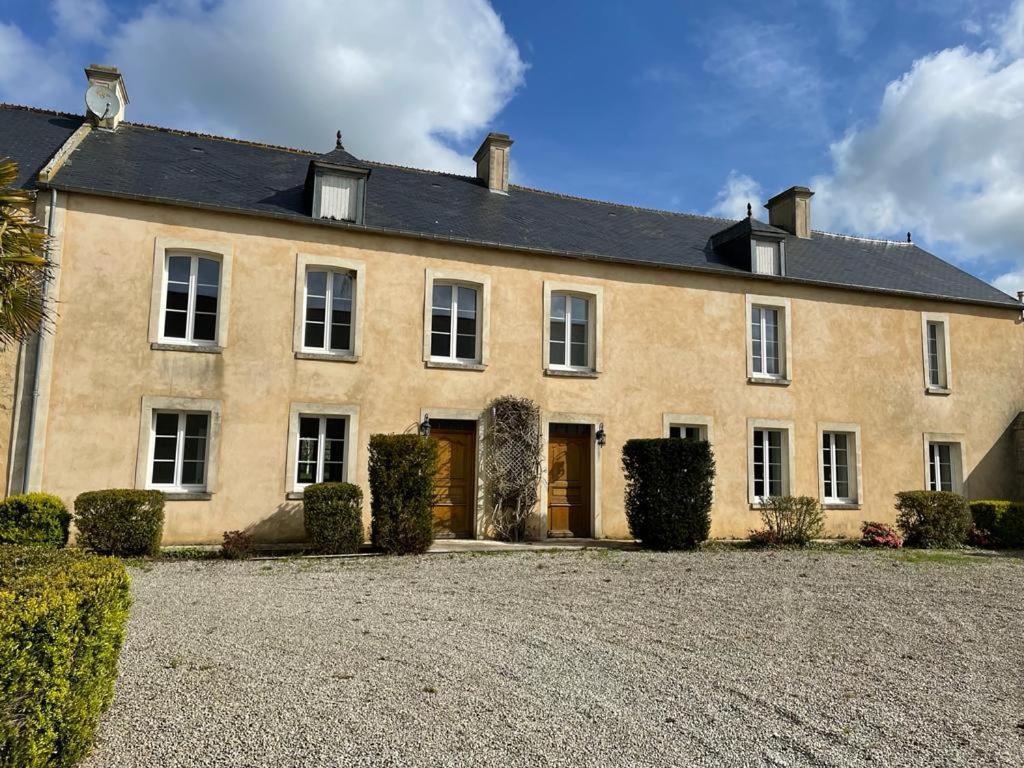 Le Clos Du Bas Courtil Guesthouse B&B Omaha Beach Osmanville Extérieur photo